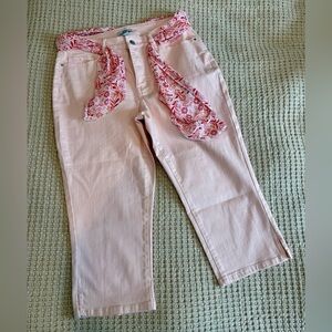 Pink Cropped Jeans